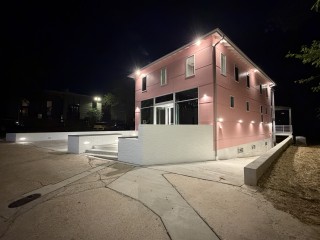 Boardinghouse Arts Open House in Downtown Durham