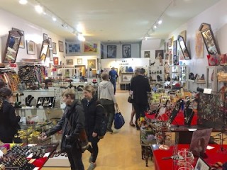 Main St. Shopping