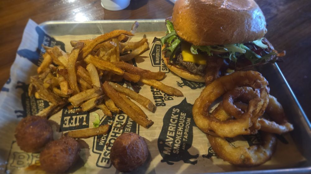 Maverick's Smokehouse & Taproom