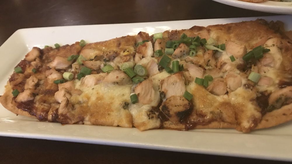 Newton's Restaurant & Lounge