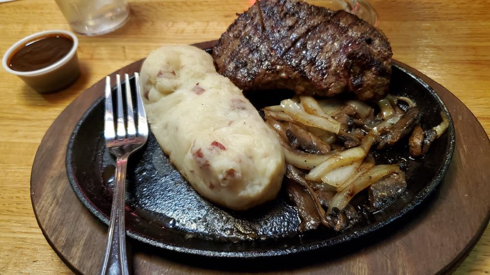 Applebee's Grill + Bar