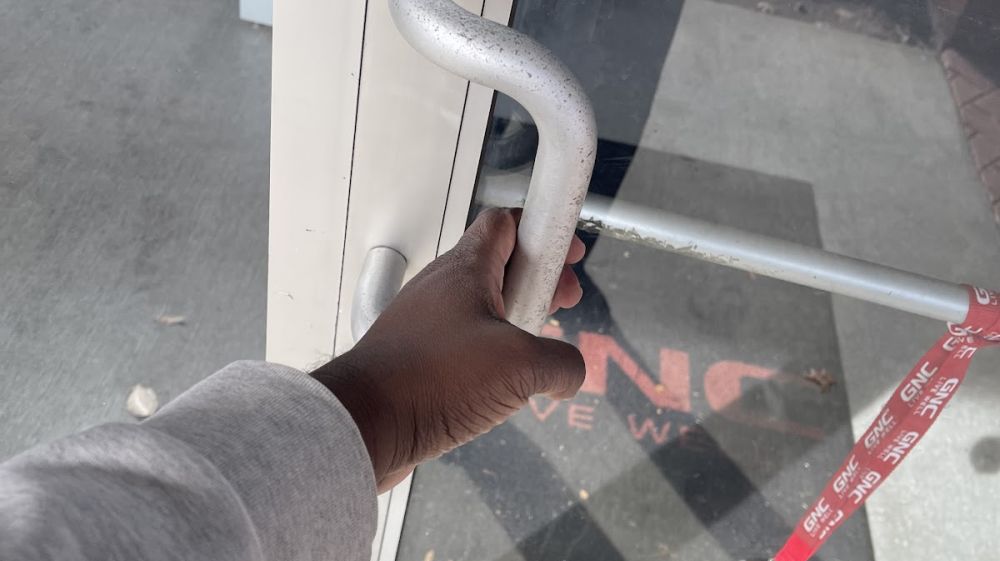 GNC