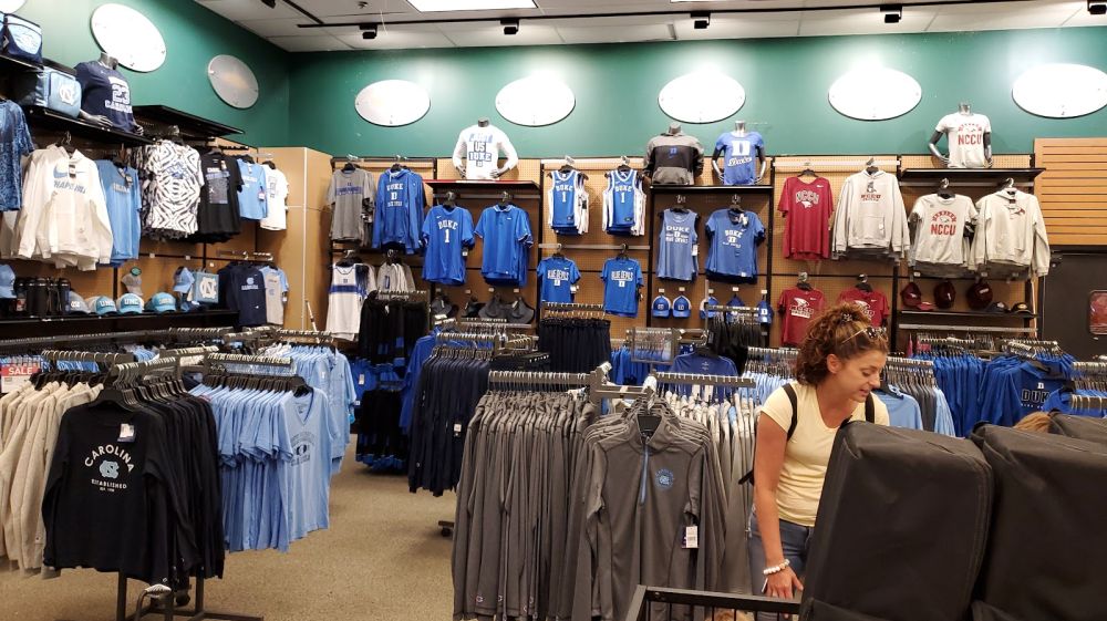 DICK'S Sporting Goods