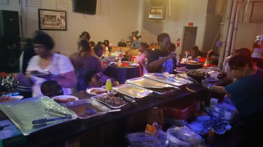 DaNuGen Entertainment Cafe