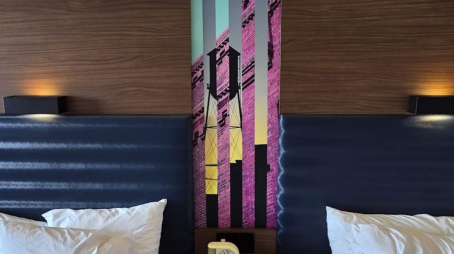 W XYZ bar at ALoft Durham Downtown