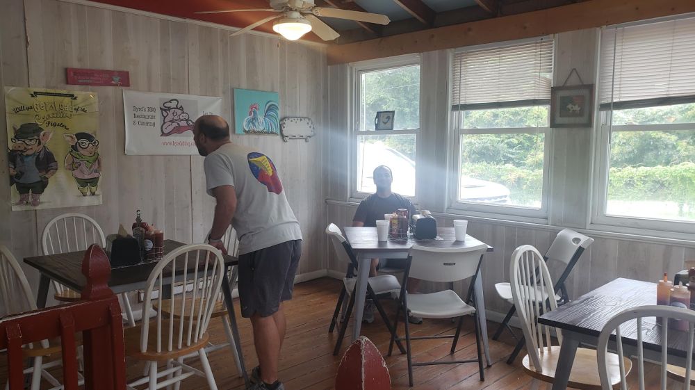 Byrd's BBQ Restaurant & Catering