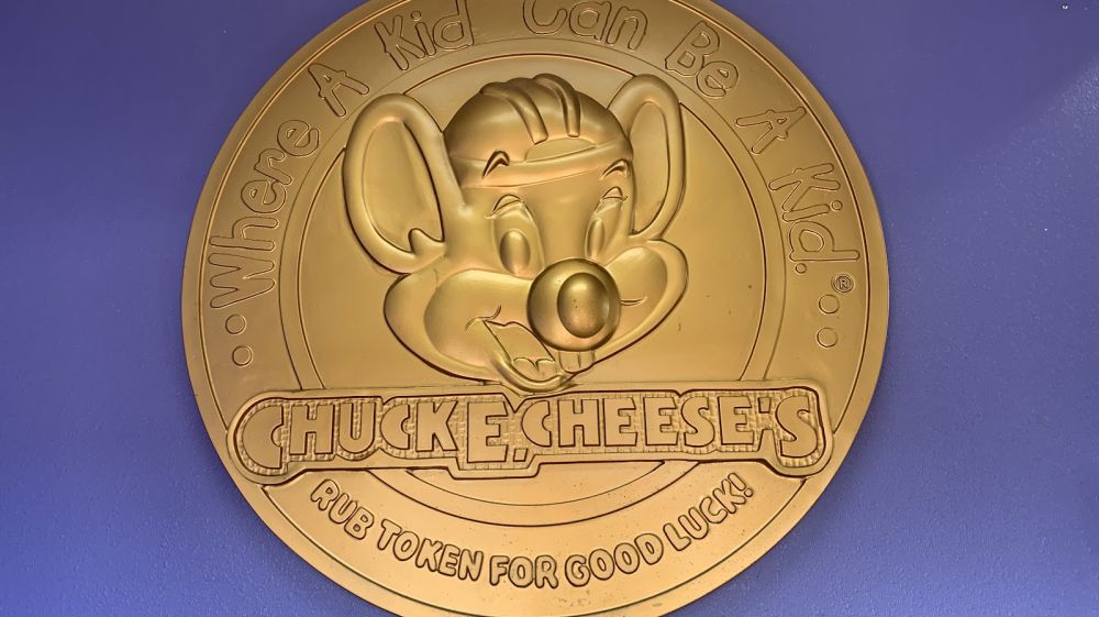 Chuck E. Cheese