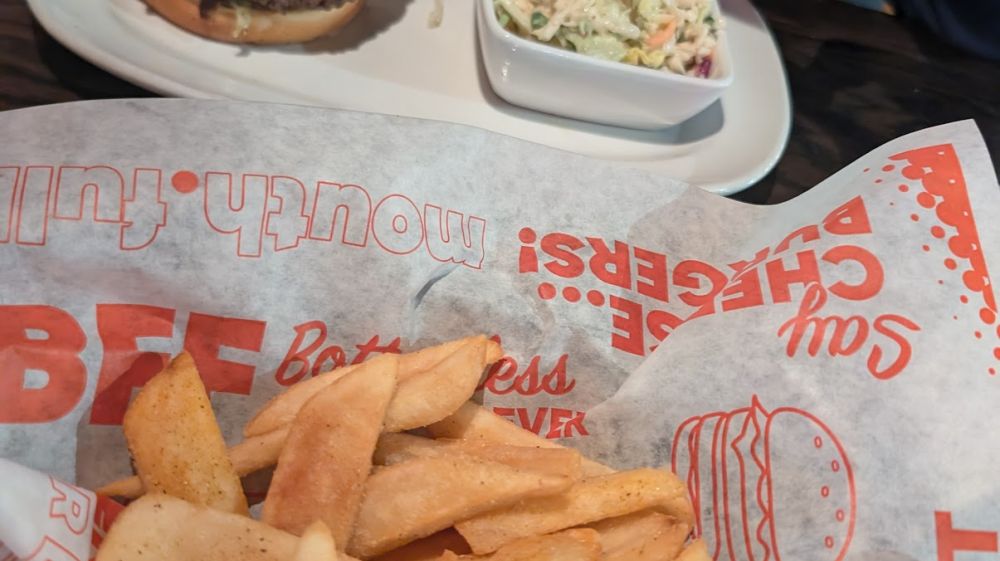 Red Robin Gourmet Burgers and Brews