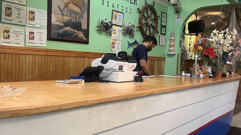 Mayflower Xvi Seafood Restaurant