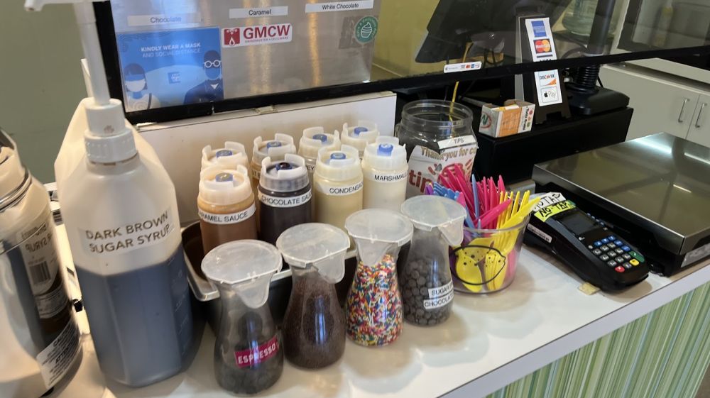 Tutti Frutti Frozen Yogurt