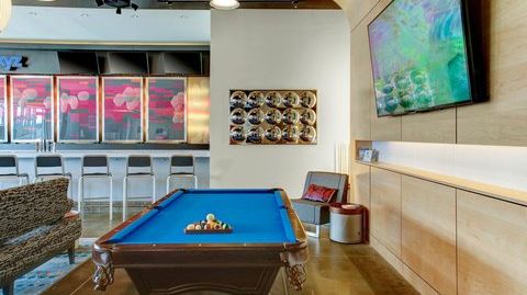 W XYZ bar at ALoft Durham Downtown