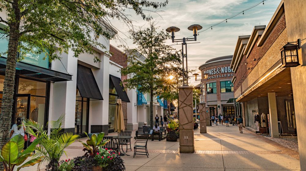High-end retailers adorn the walkable boulevards of the Streets at Southpoint.