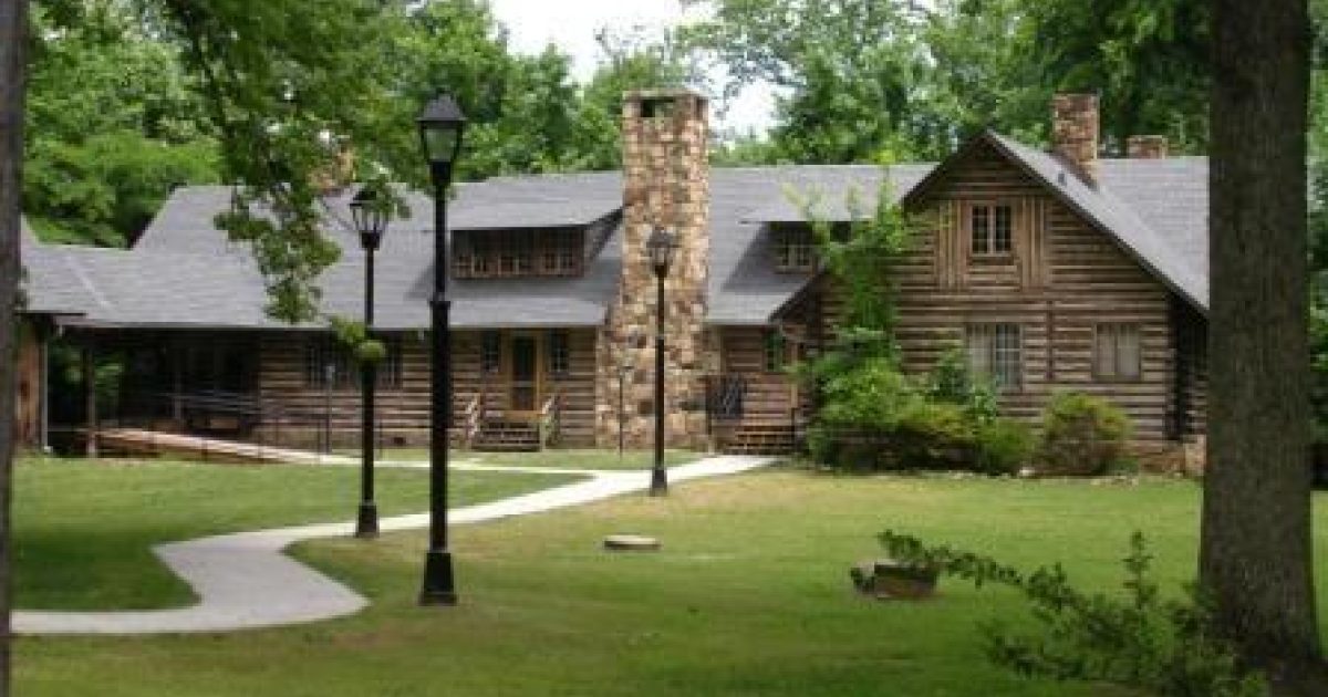 Spruce Pine Lodge Discover Durham