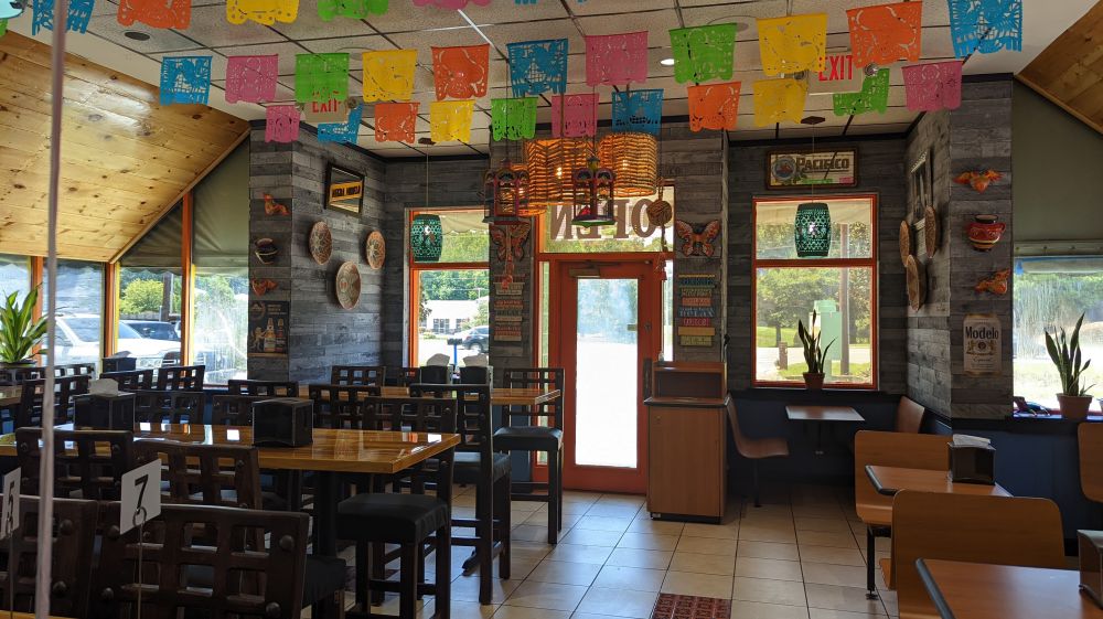 Mexicali Street Tacos & Burrito Bar